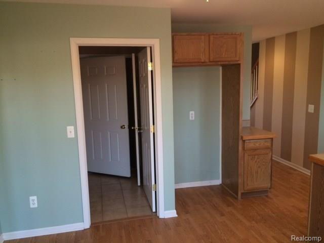 4159 Davison Road Lapeer, MI 48446 - Photo 11 of 57 262-204693 Dining 4.jpg