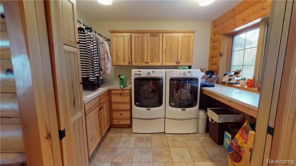 3130 Lakeshore Road Deckerville, MI 48427 - Photo 20 of 53