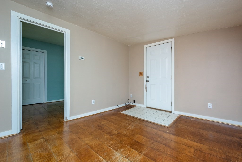10 Harvard Road Ayer, MA 01432 - Photo 19 of 25