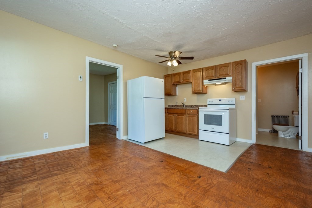 10 Harvard Road Ayer, MA 01432 - Photo 5 of 25