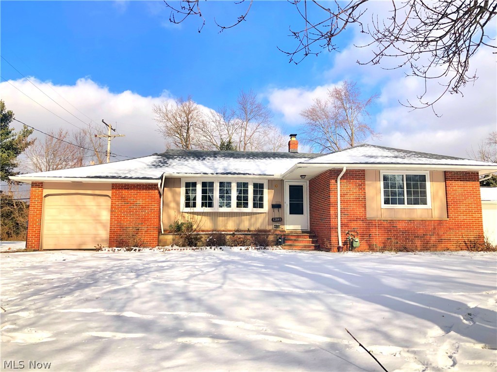 32841 Baldwin Road Solon, OH 44139 - Photo 1 of 20