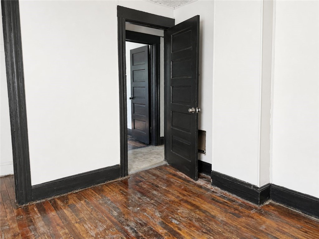 115 Mohawk Street Rochester, NY 14621 - Photo 4 of 7 Gallery Image 4