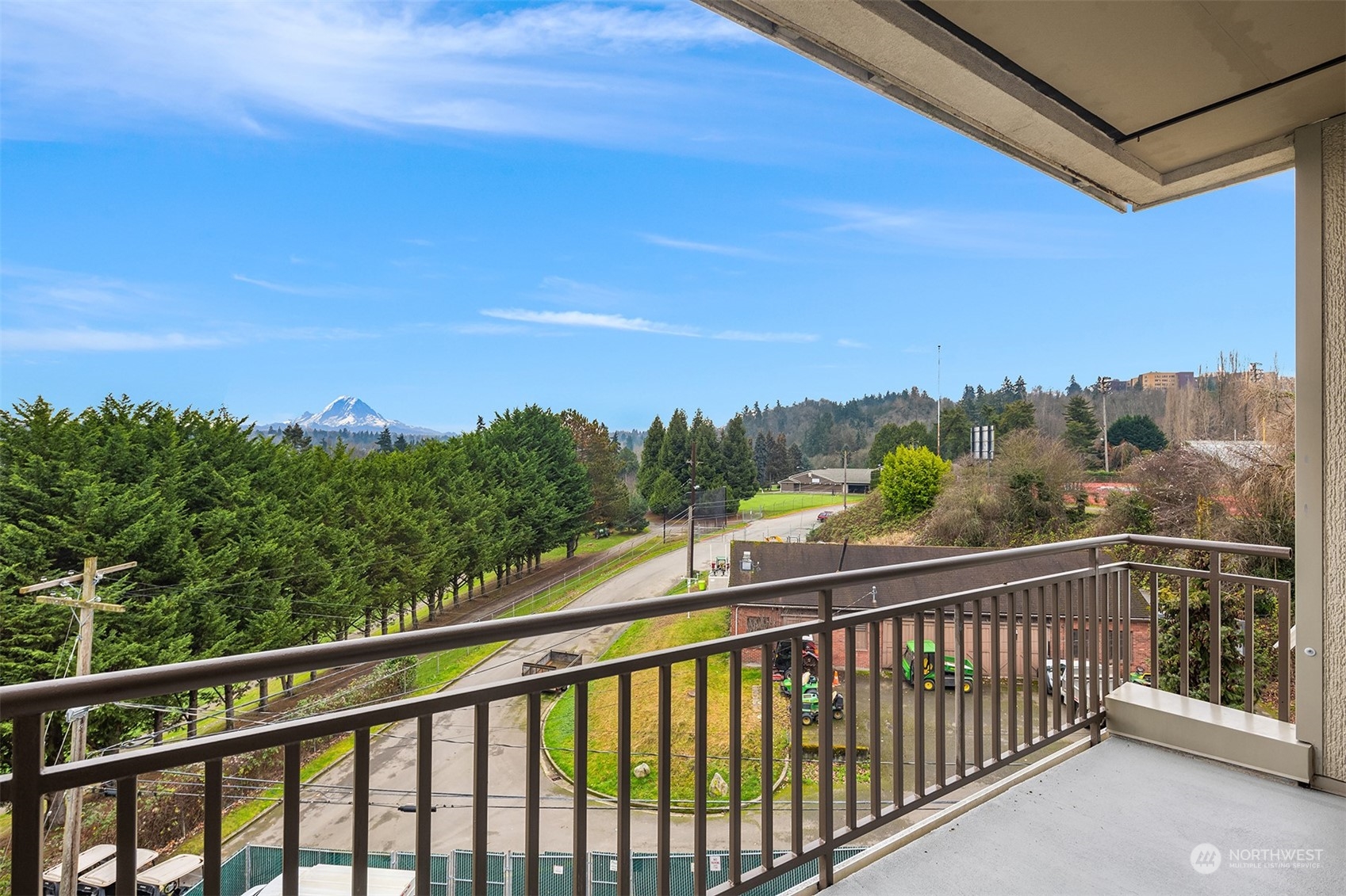 3221 Southwest Avalon Way, Unit 307 Seattle, WA 98126 - Photo 1 of 37 Gallery Image 1