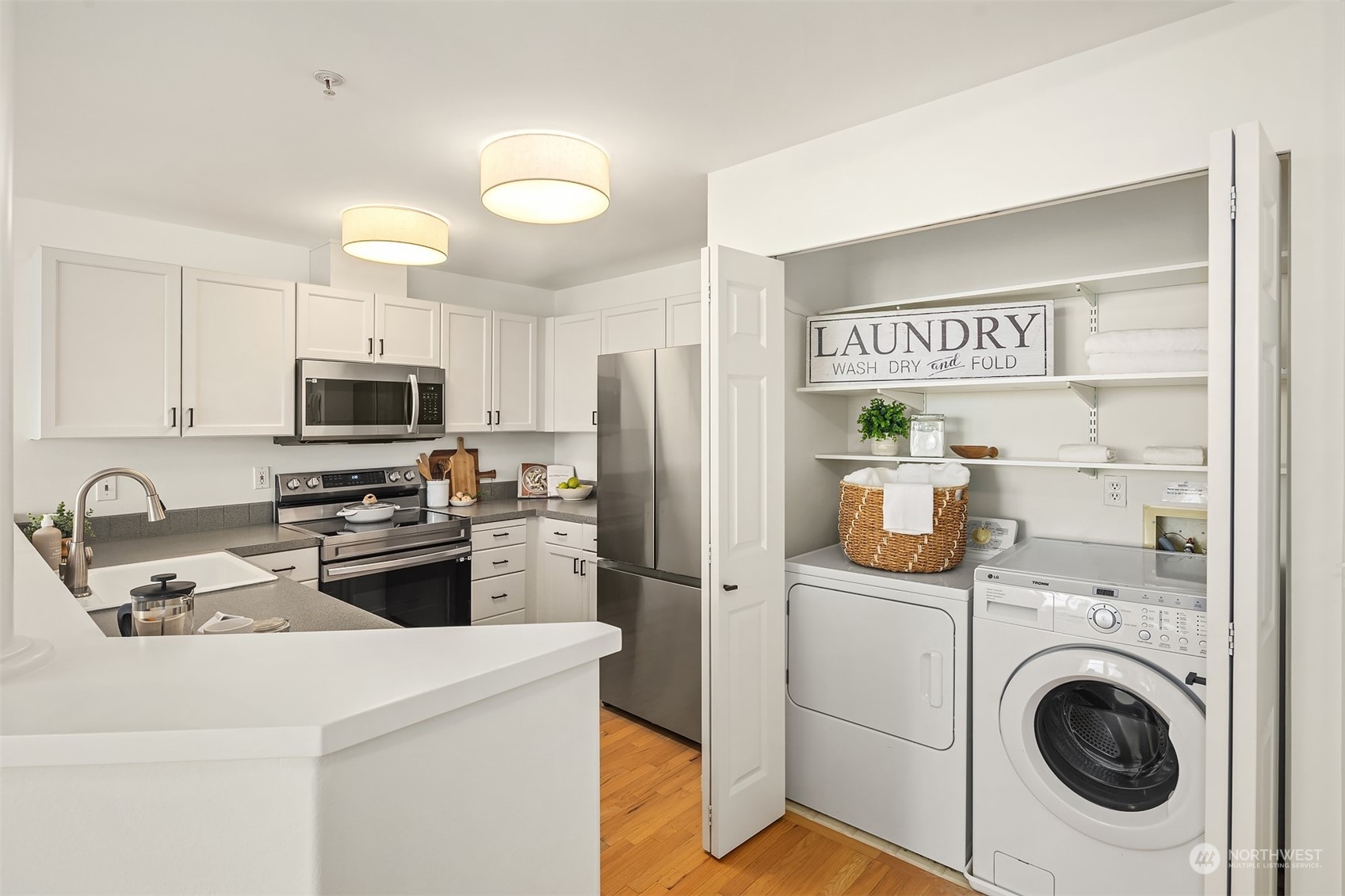 3221 Southwest Avalon Way, Unit 307 Seattle, WA 98126 - Photo 16 of 37 Gallery Image 16