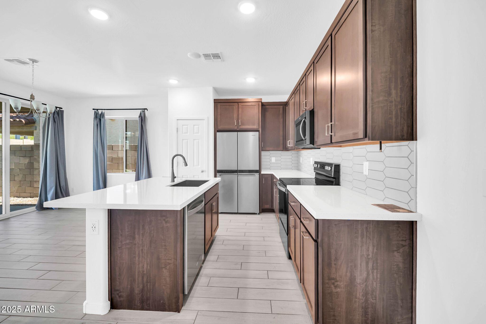 20808 W Granada Rd-13