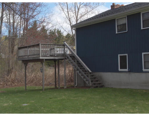 20 Leonard Road Framingham, MA 01701 - Photo 8 of 8 Gallery Image 8