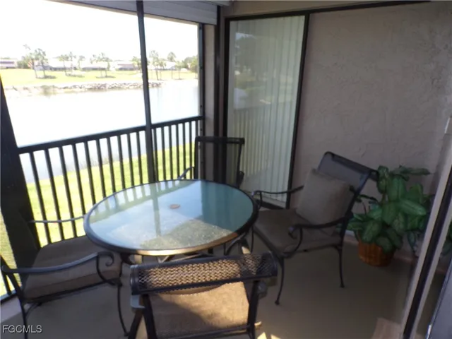 $225,000 | 16200 Kelly Cove Drive, Unit 215, Fort Myers, FL 33908