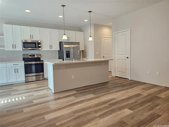 $4,100 | 91-1841 Keaunui Drive, Unit 413, Ewa Beach, HI 96706