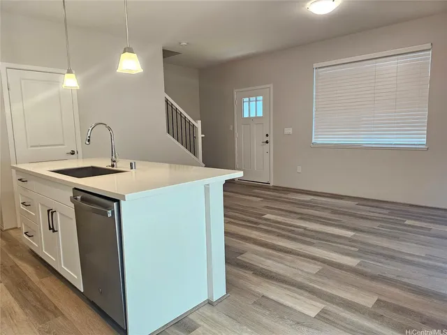 $4,100 | 91-1841 Keaunui Drive, Unit 413, Ewa Beach, HI 96706