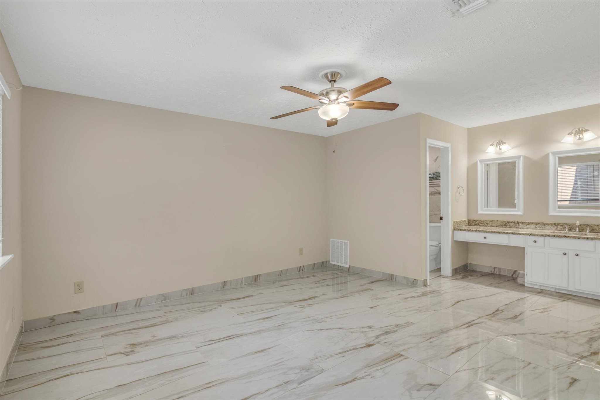 7431 Ridgeberry Drive Houston, TX 77095 - Photo 15 of 34