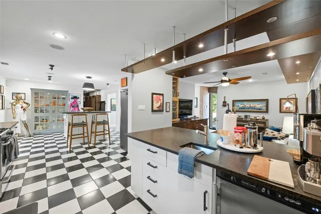 $1,195,000 | 2409 East Side Drive, Austin, TX 78704