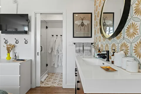 $1,195,000 | 2409 East Side Drive, Austin, TX 78704