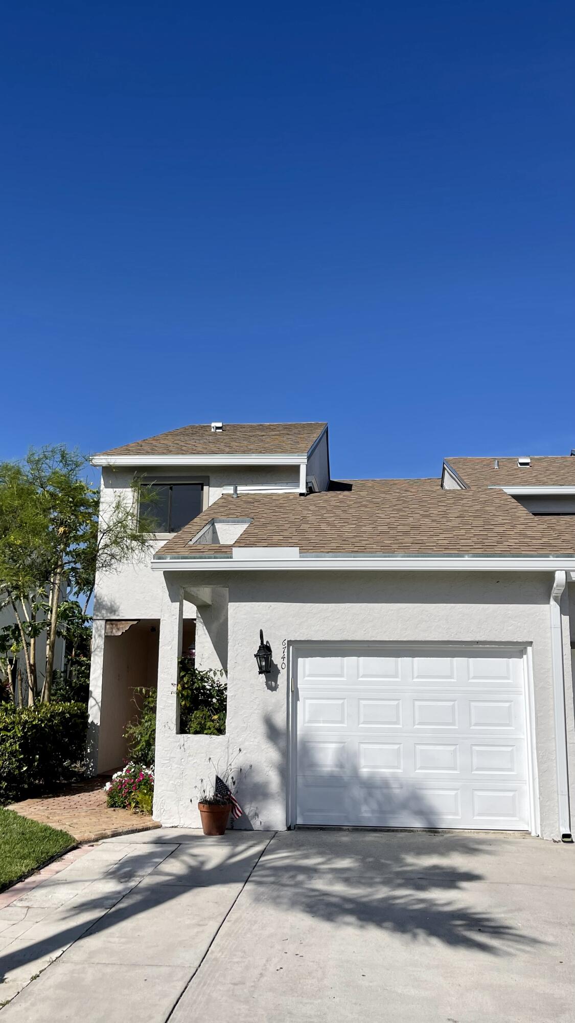 6740 Canary Palm Circle Boca Raton, FL 33433 - Photo 2 of 21 28706C01-FA26-4B48-B073-CF09C7326447