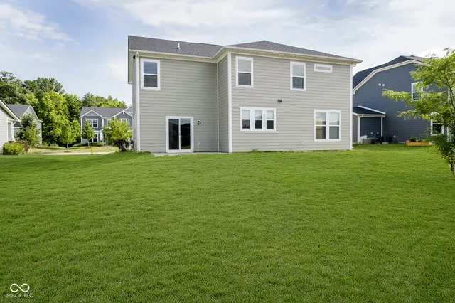 $2,750 | 11916 Redpoll Trail, Noblesville, IN 46060