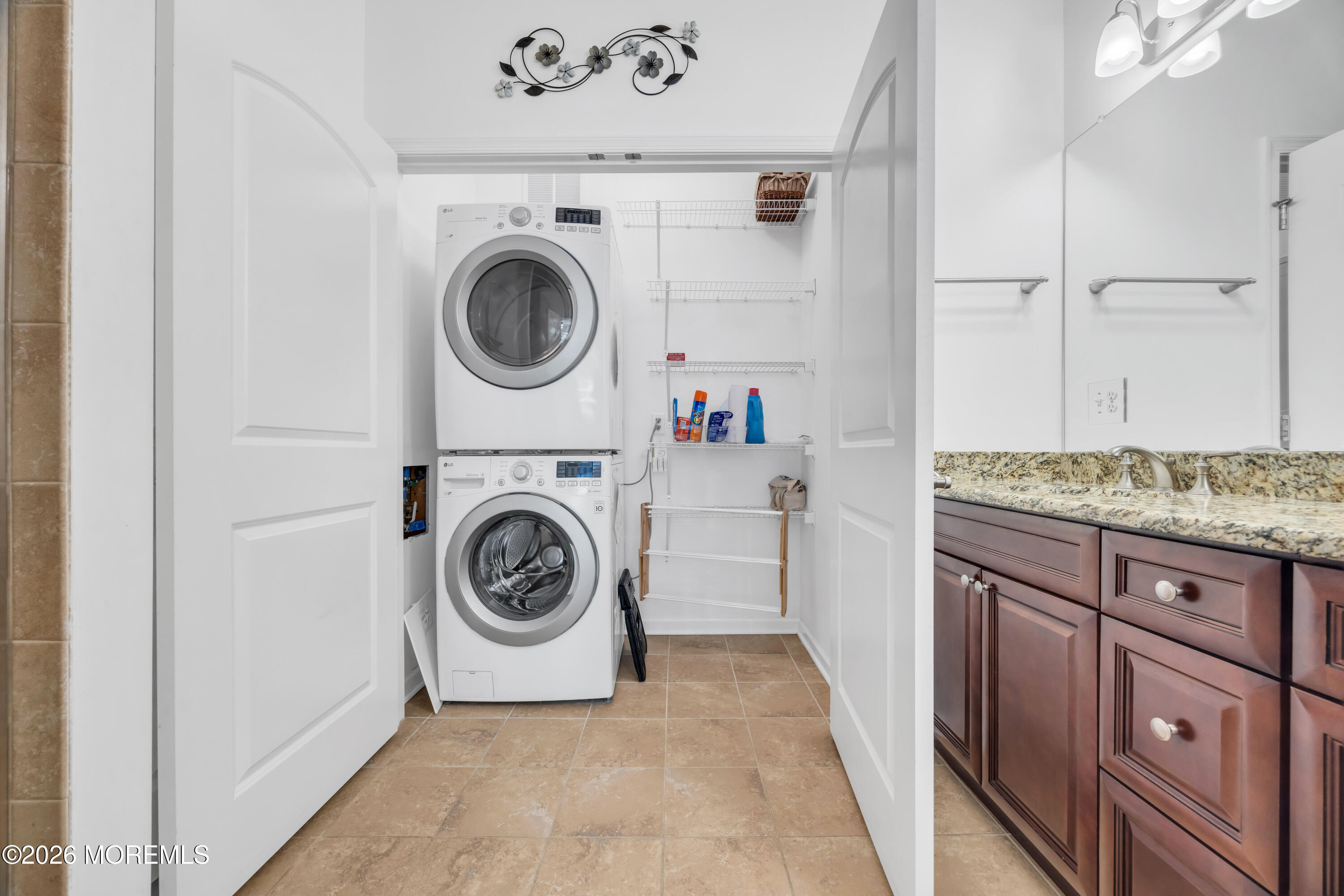 30 Abbey Road Tinton Falls, NJ 07753 - Photo 25 of 57 27-print-2M1A4649