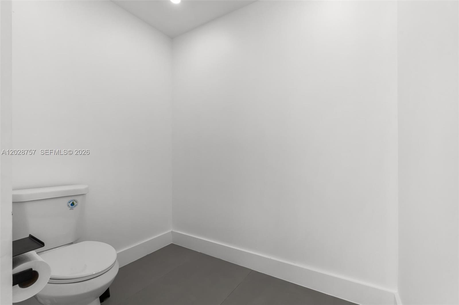 16610 Southwest 57th Lane Miami, FL 33193 - Photo 35 of 47