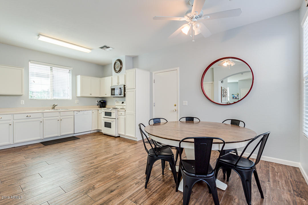 1935 East Del Rio Street Gilbert, AZ 85295 - Photo 13 of 40 13-DelRio