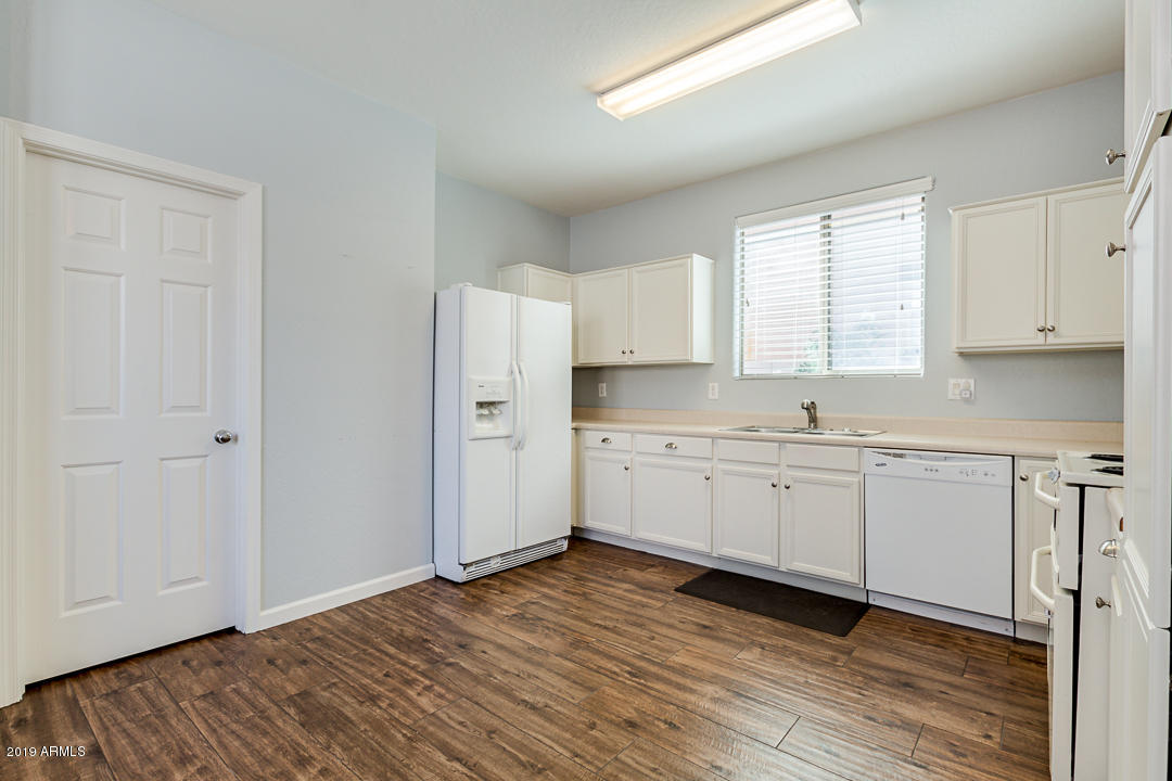 1935 East Del Rio Street Gilbert, AZ 85295 - Photo 14 of 40 14-DelRio