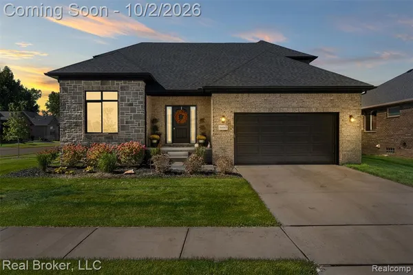 $600,000 | 56643 Via Bellano, Macomb, MI 48042