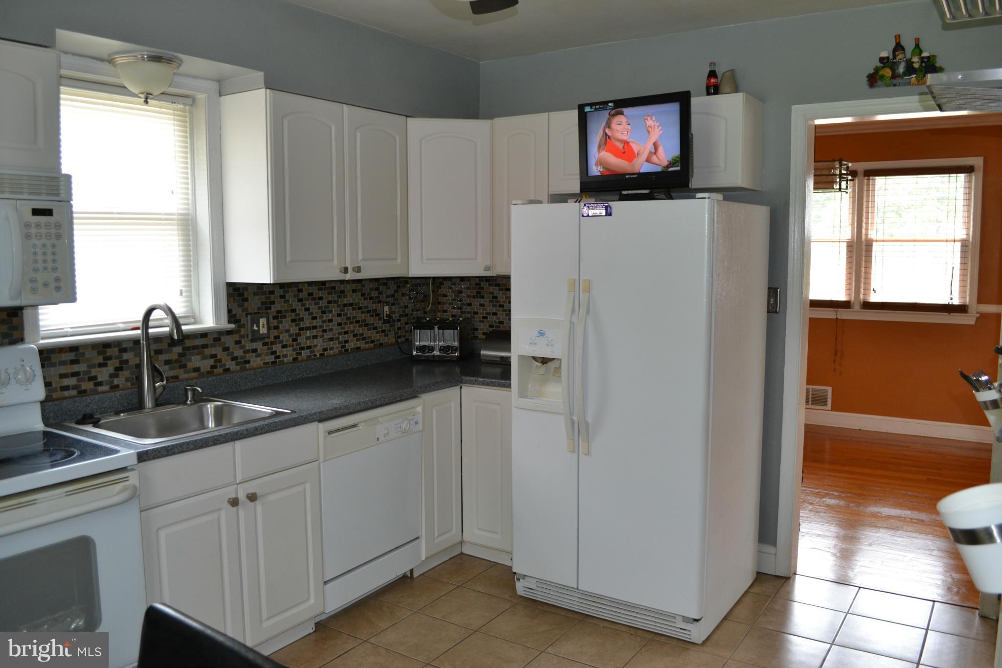 4416 Hargrove Road Temple Hills, MD 20748 - Photo 25 of 30 Kitchen