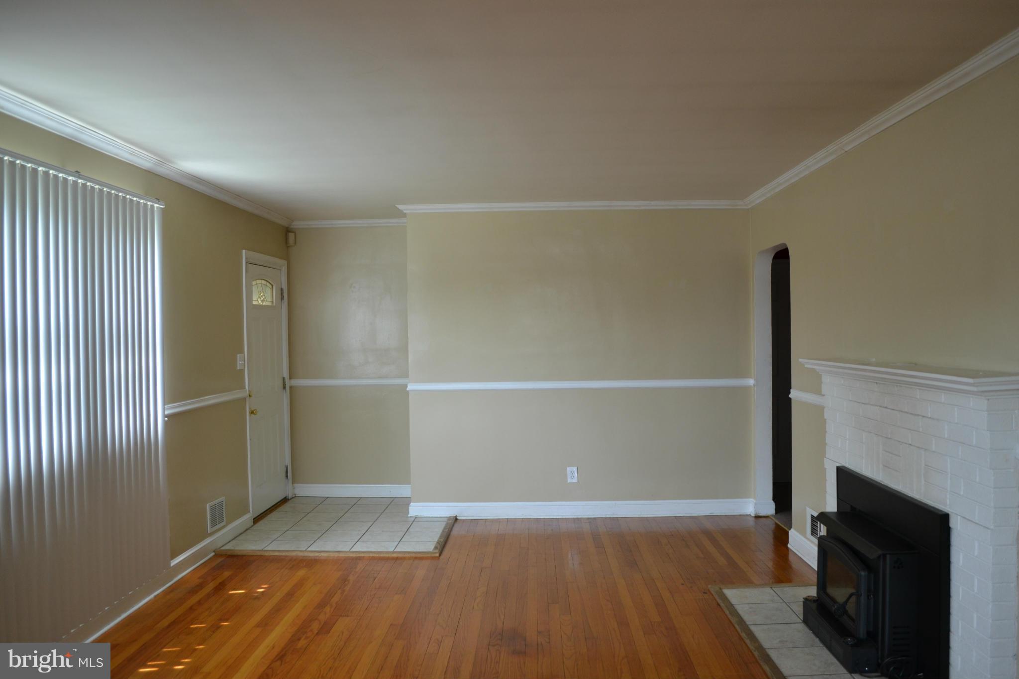 4416 Hargrove Road Temple Hills, MD 20748 - Photo 8 of 30 Living Room