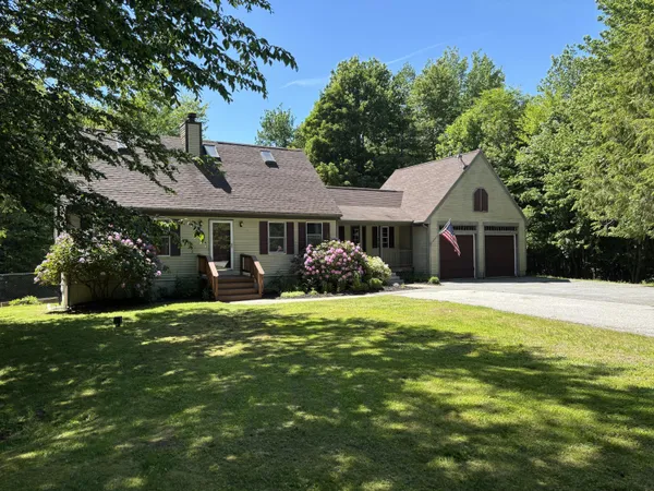 $699,900 | 17 Curtis Road, Freeport, ME 04032