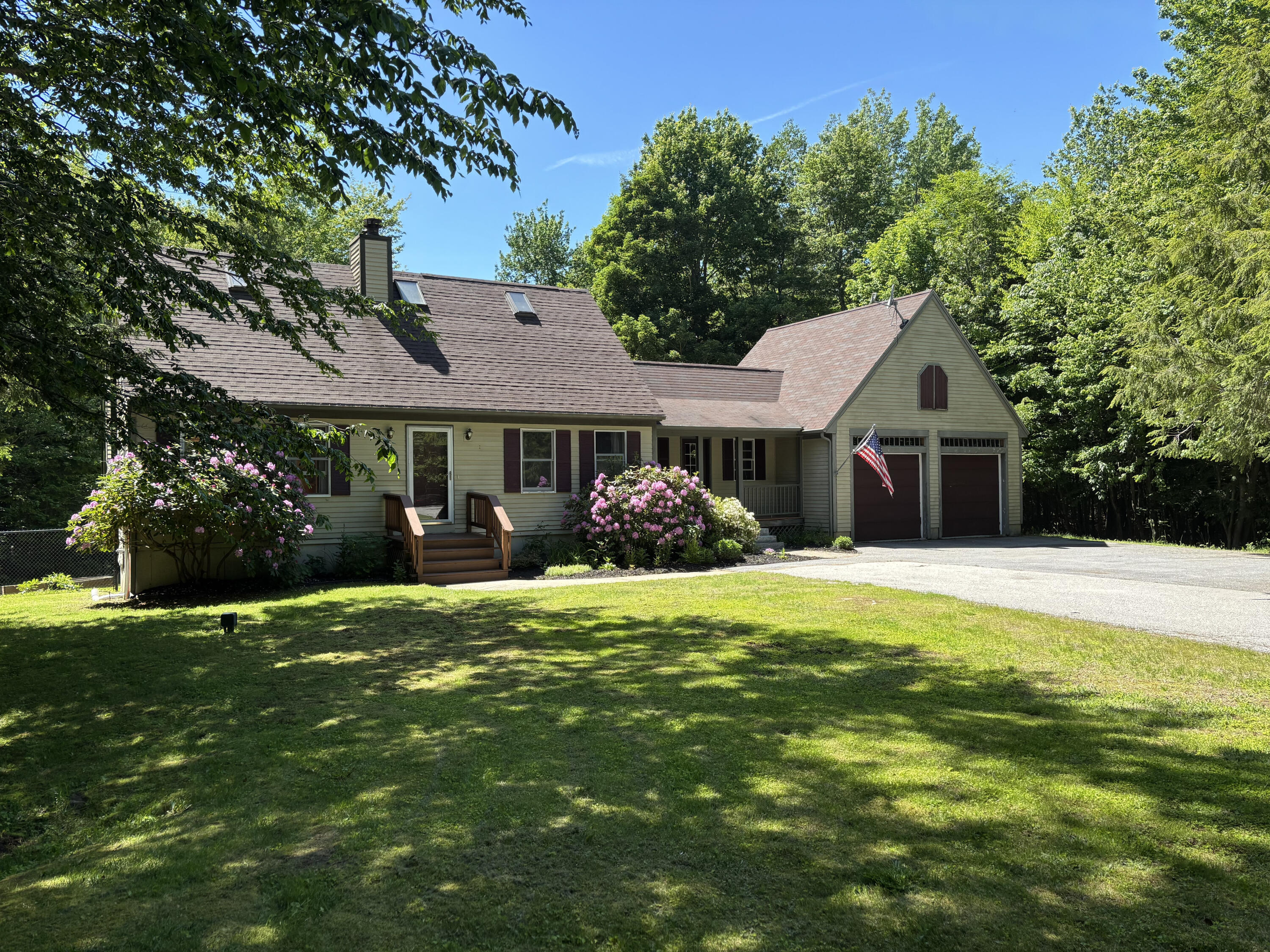 17 Curtis Road Freeport, ME 04032 - Photo 1 of 32 1) 72699-6a28a3194b583