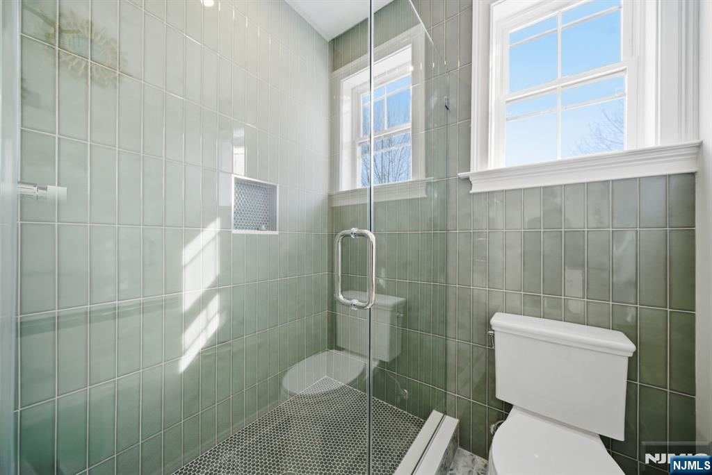 28 1/2 Irving Street Montclair, NJ 07042 - Photo 15 of 32