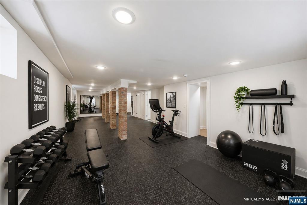 28 1/2 Irving Street Montclair, NJ 07042 - Photo 31 of 32