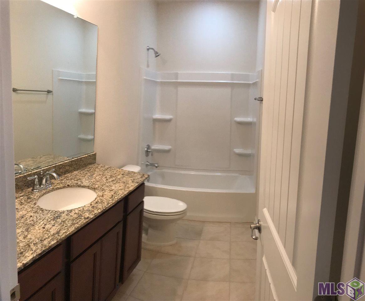 1418 Gardenia Lane Baton Rouge, LA 70820 - Photo 15 of 20 Guest Bathroom