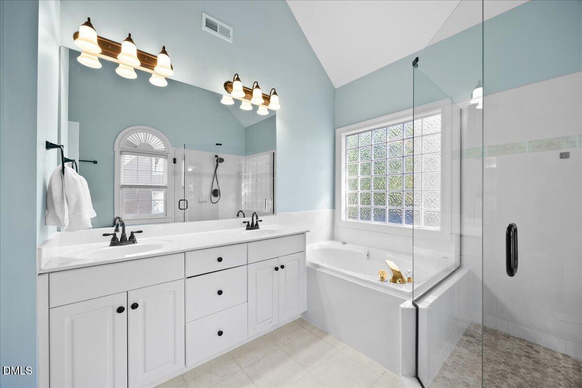 4206 Heathgate Lane Raleigh, NC 27613 - Photo 26 of 41 22-2A1A6650