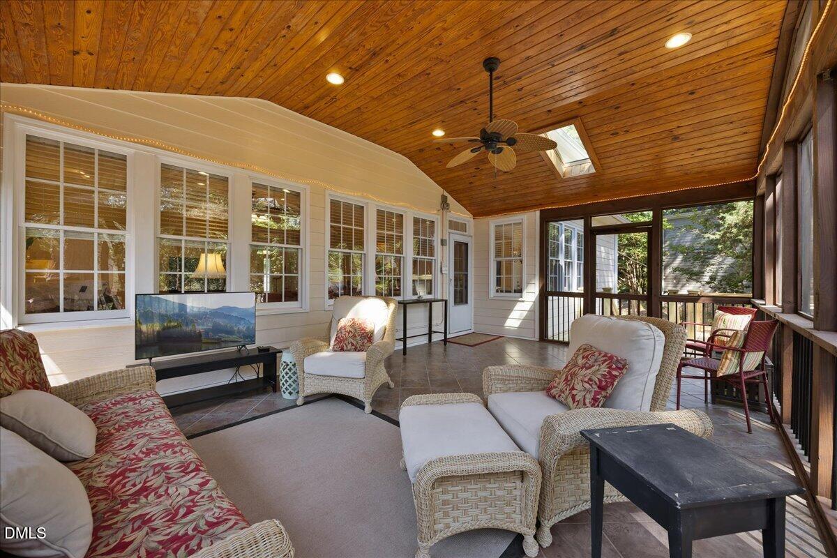 4206 Heathgate Lane Raleigh, NC 27613 - Photo 4 of 41 37-2A1A6691