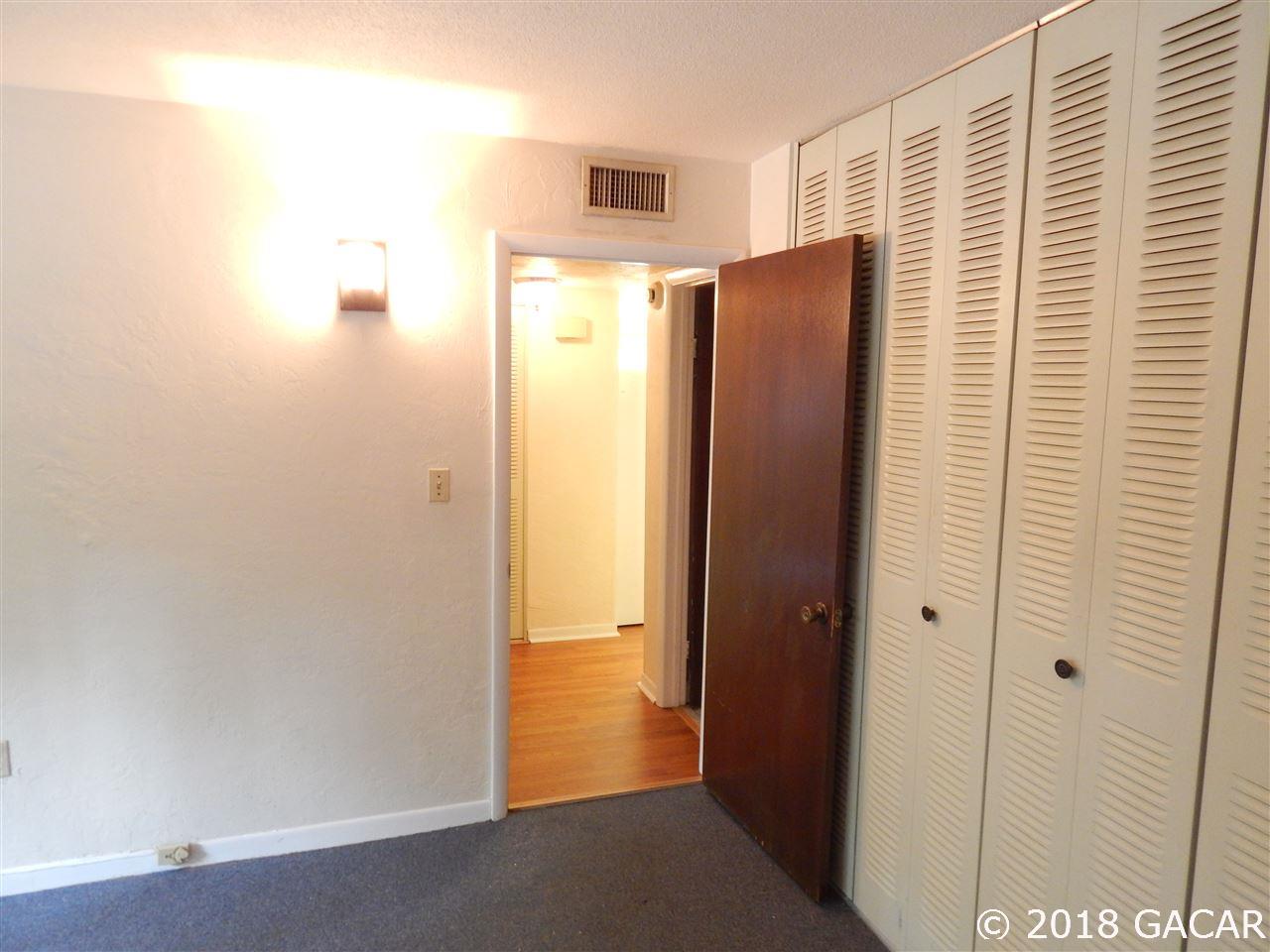405 A Northwest 39th Road Gainesville, FL 32607 - Photo 11 of 24