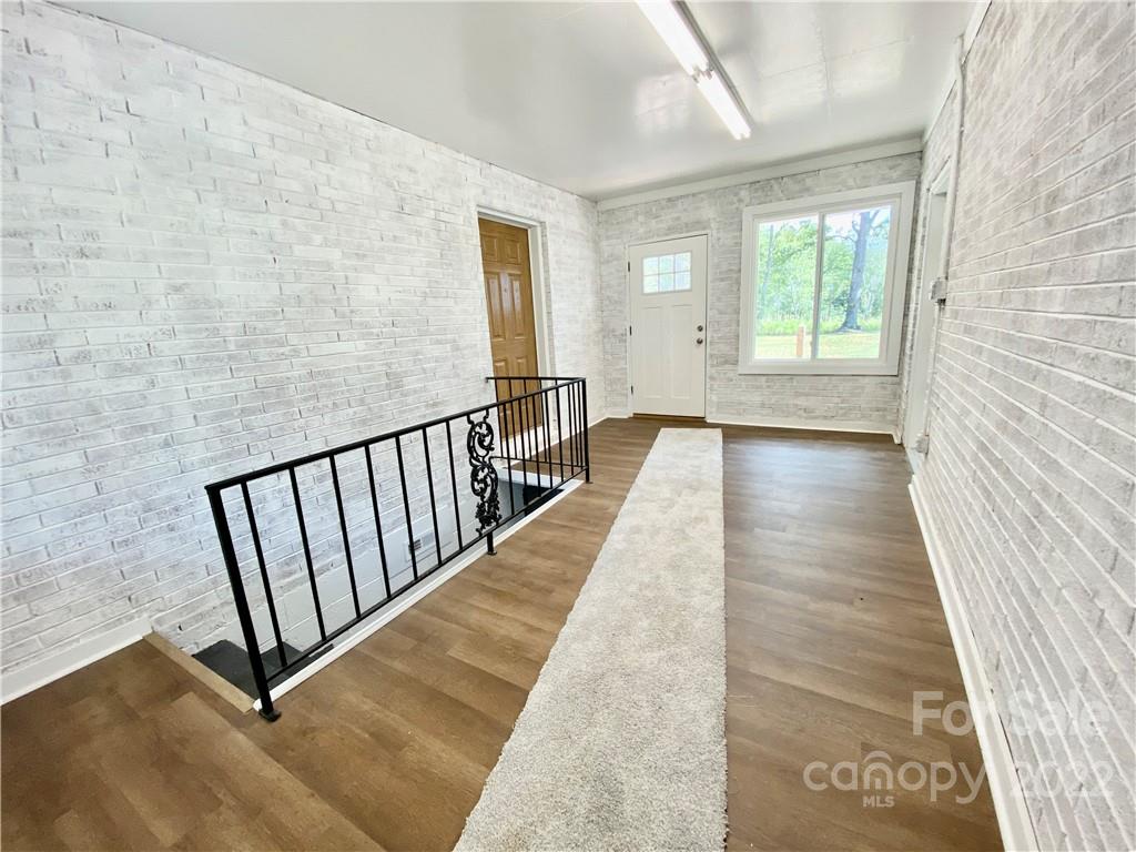118 Chestnut Oak Road Union Grove, NC 28689 - Photo 4 of 37 Gallery Image 4