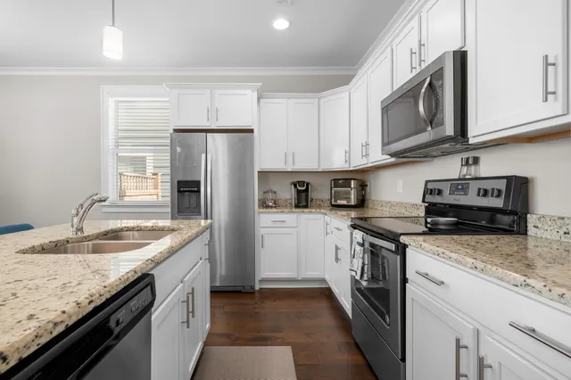 $465,000 | 2384 Somerset Valley Drive, Antioch, TN 37013