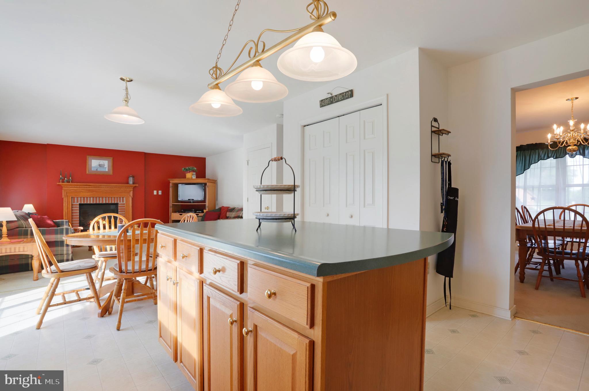 9136 Jordan Road Fairplay, MD 21733 - Photo 5 of 42 Kitchen with center island