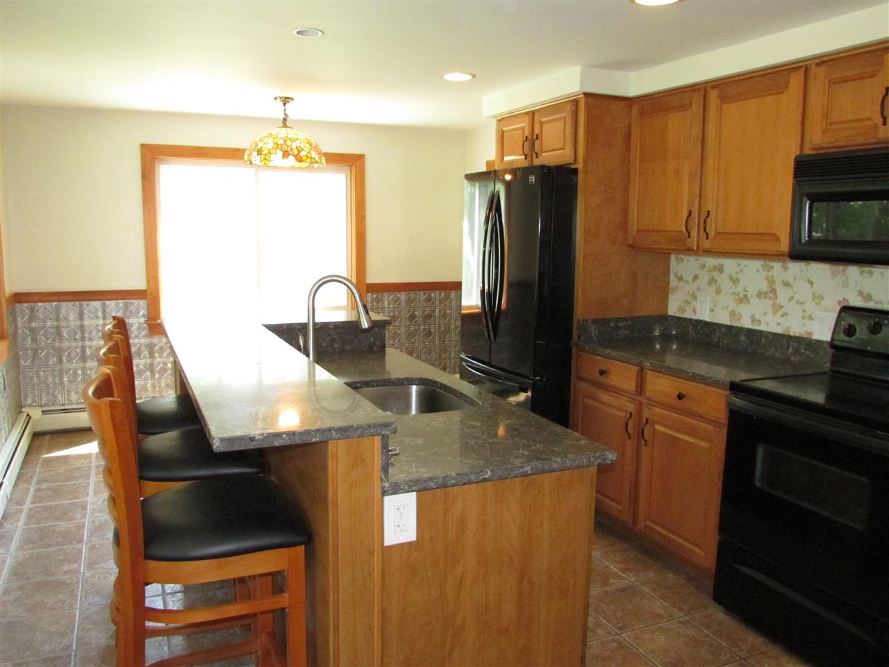 219 Hardy Hill Road Lebanon, NH 03766 - Photo 5 of 38