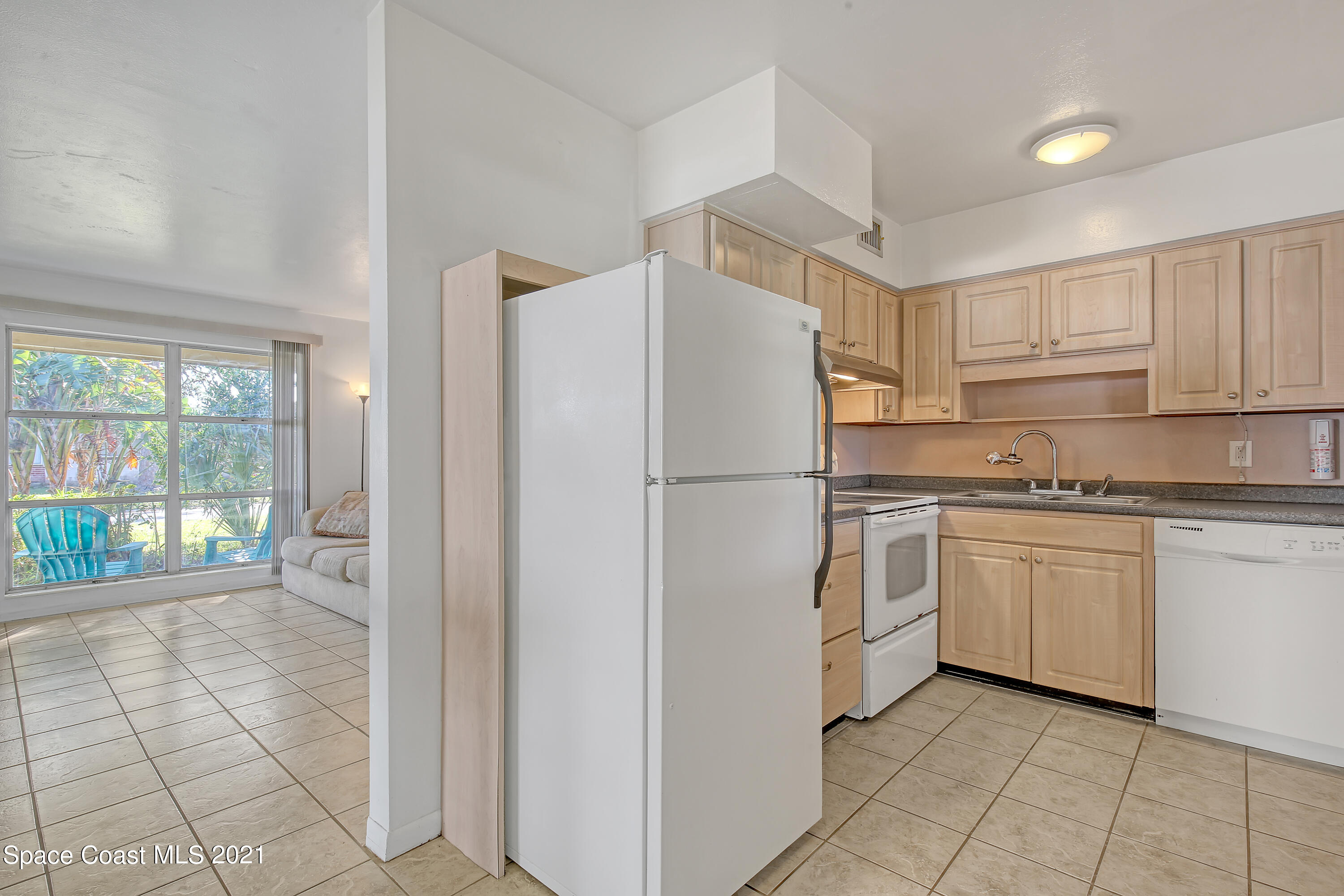 970 Church Street Rockledge, FL 32955 - Photo 6 of 10 Kitchen