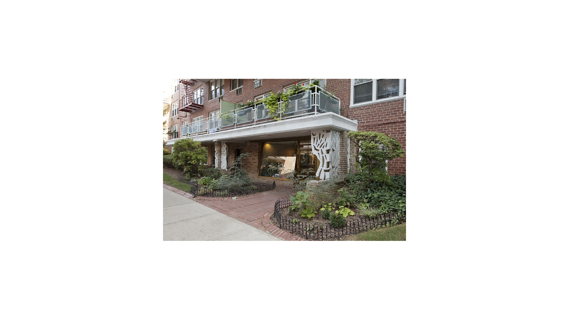 415 Argyle Road, Unit 6V Brooklyn, NY 11218 - Photo 10 of 11