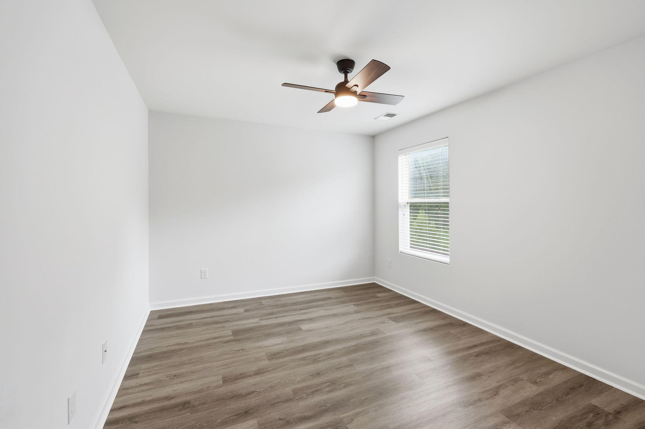 193 Meadow Wood Road Summerville, SC 29486 - Photo 25 of 31 media-1778710846127