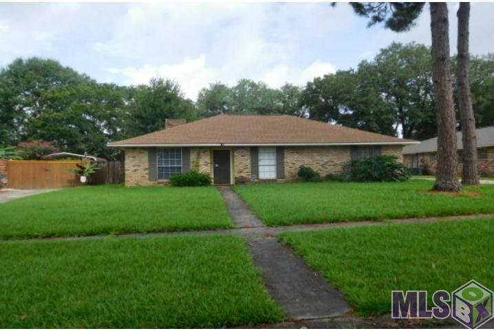427 Rustwood Road Baton Rouge, LA 70810 - Photo 1 of 8