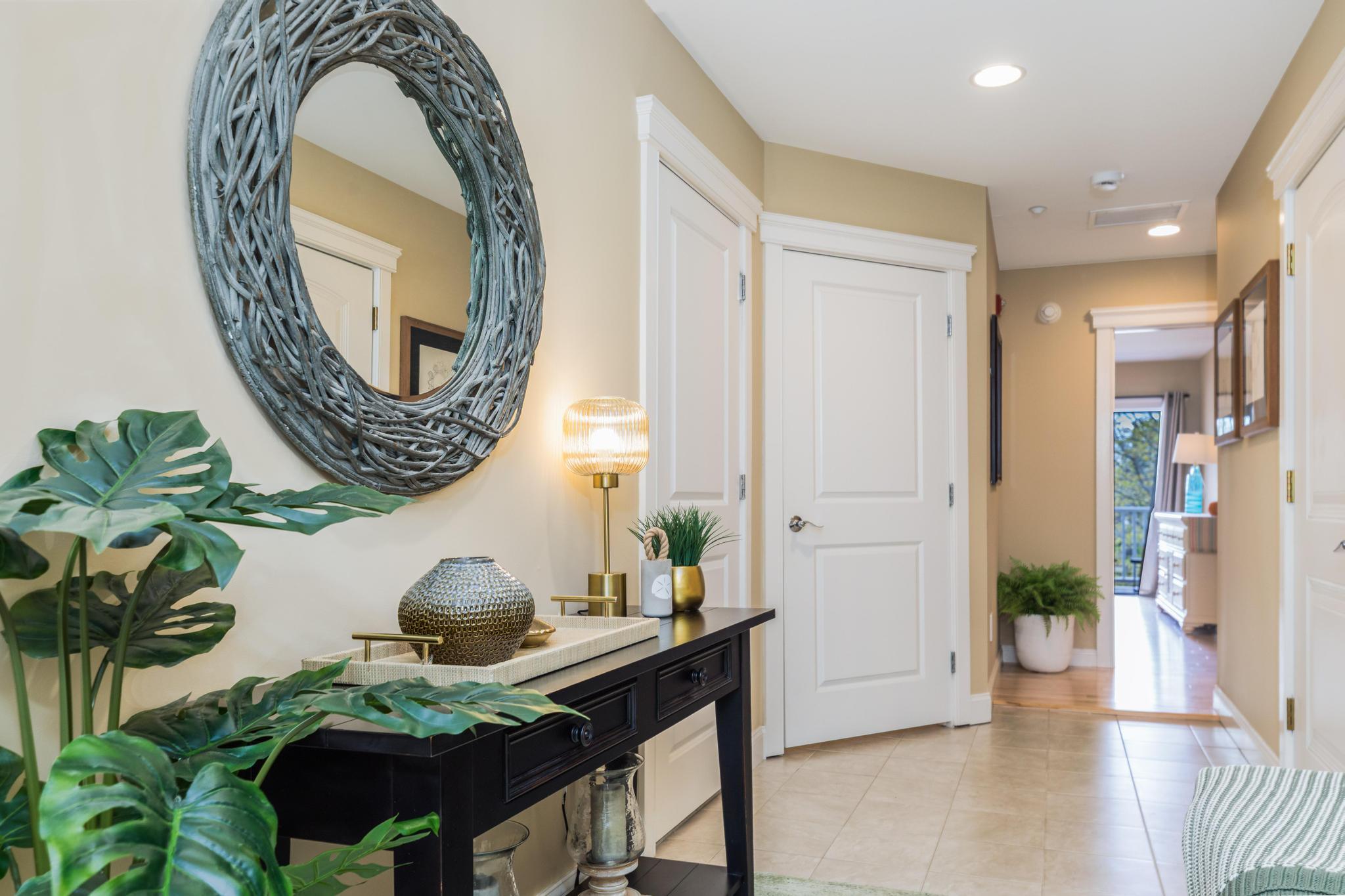 19 Bridge Street, Unit 1 Kittery, ME 03904 - Photo 5 of 44