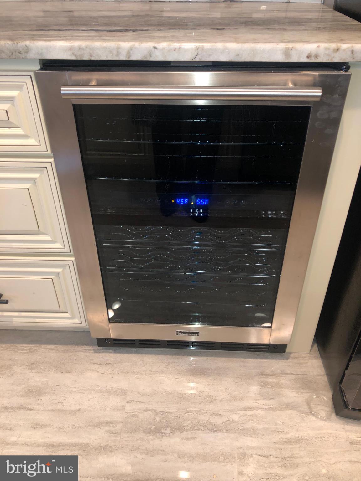 5489 Bucknell Road Baltimore, MD 21206 - Photo 7 of 26 Beverage Refrigerator