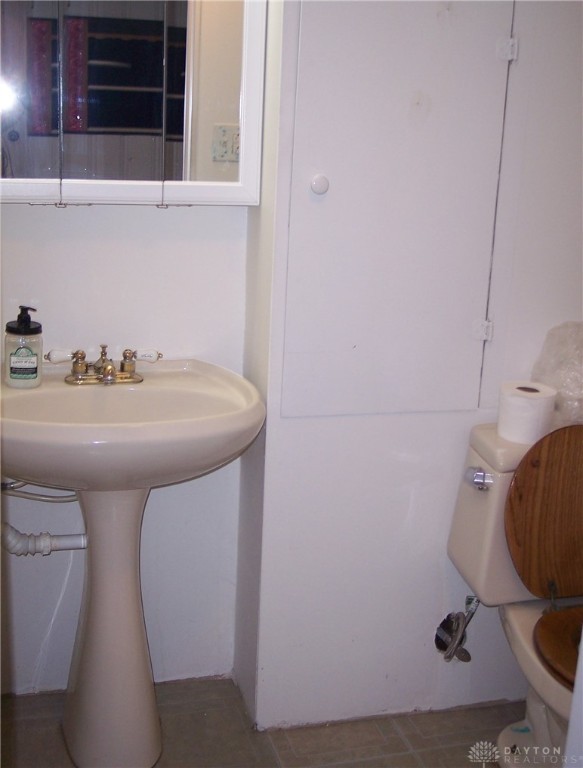330 Spinning Road Riverside, OH 45431 - Photo 26 of 28 downstairs bath