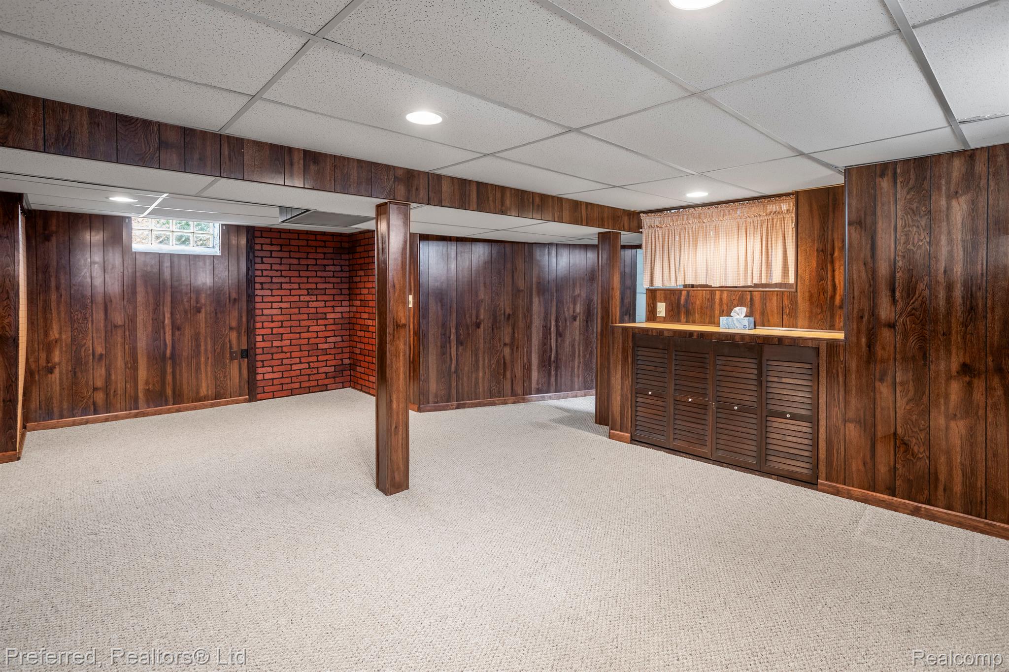 14725 Wick Road Allen Park, MI 48101 - Photo 19 of 27 Gallery Image 19