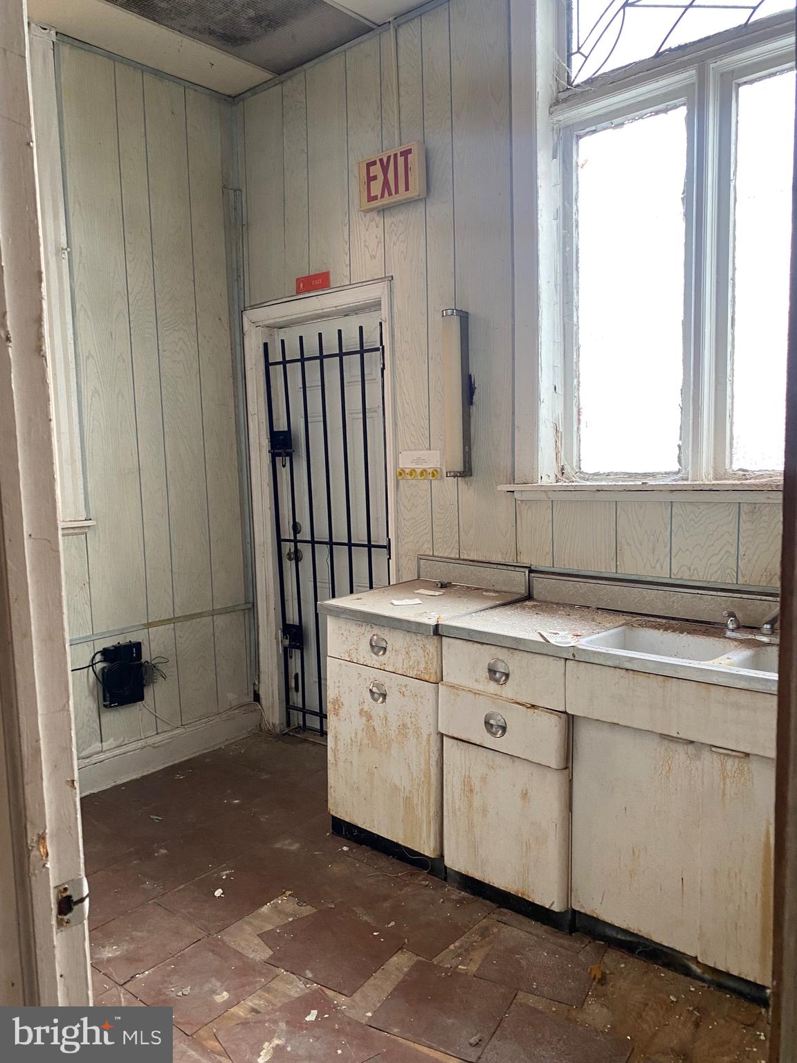 1419 Reed Street Philadelphia, PA 19146 - Photo 17 of 18