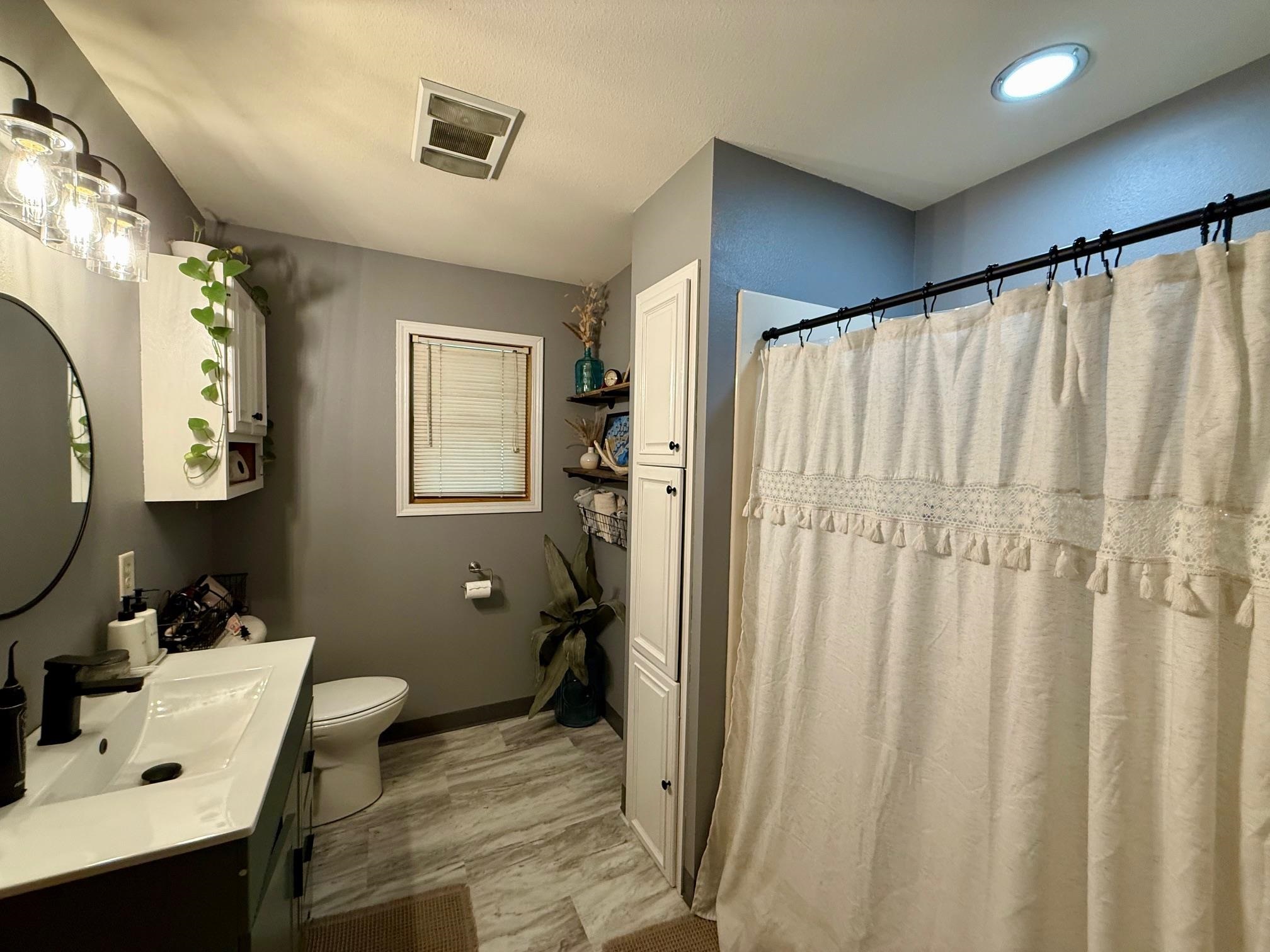 16890 Cabin Road Mason, WI 54856 - Photo 12 of 16 Bathroom