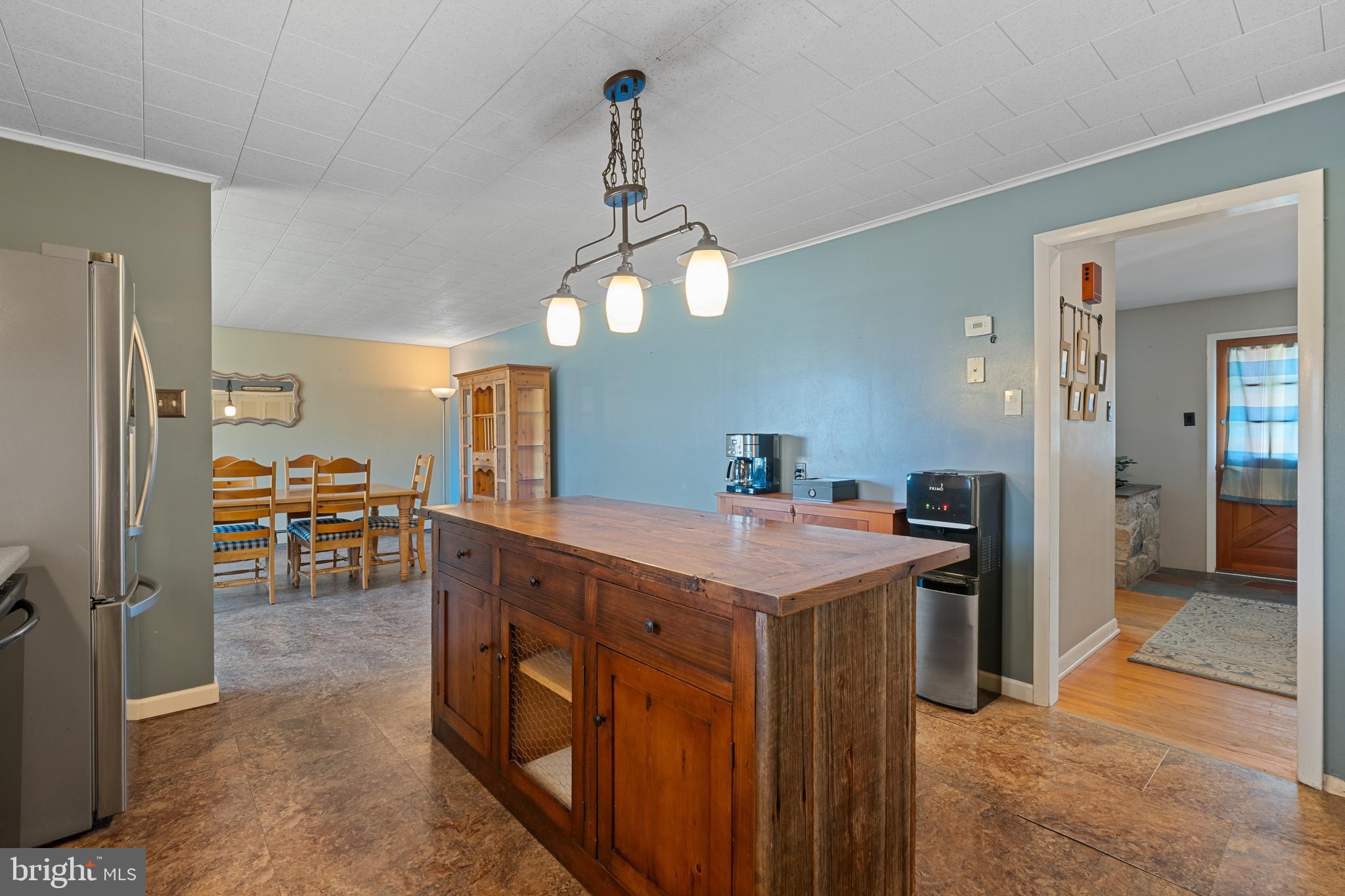 109 Big Road Perkiomenville, PA 18074 - Photo 10 of 44 Kitchen with custom island center
