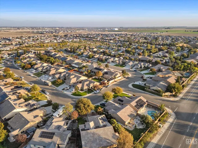a house view with a outdoor space