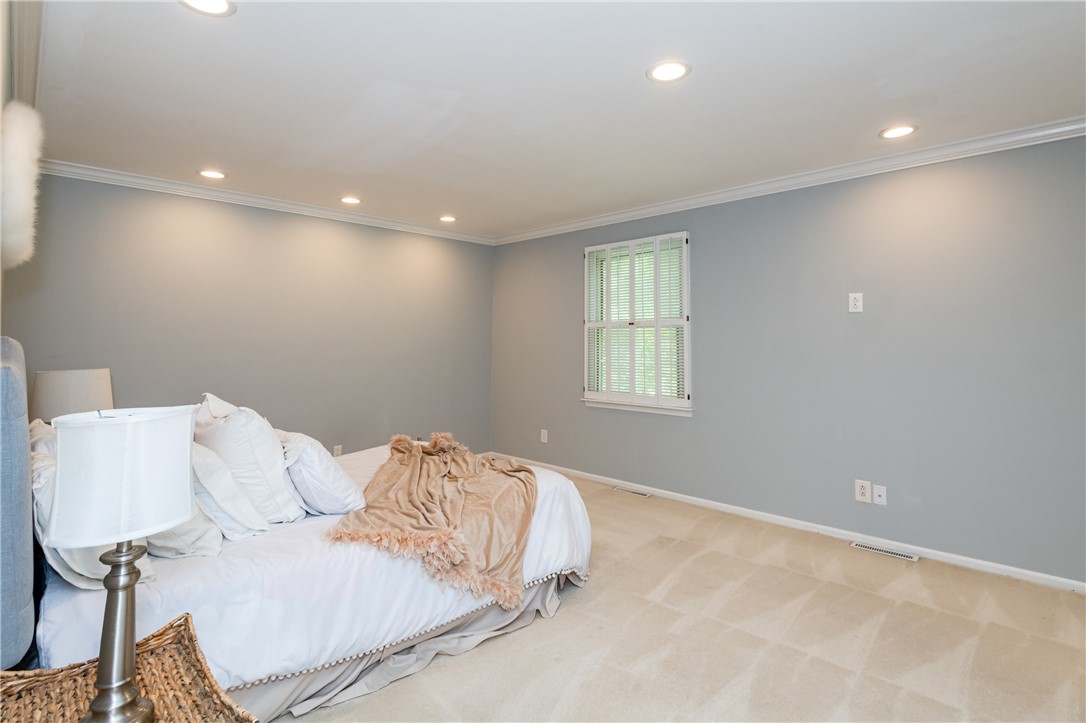 1015 Rubicon Road Dayton, OH 45409 - Photo 26 of 64